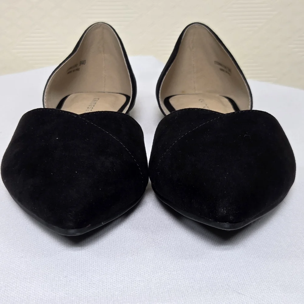 NIB Chinese Laundry Eternal Love Flats Size-9